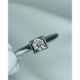 Каблучка із білого золота з діамантом 0,240 ct